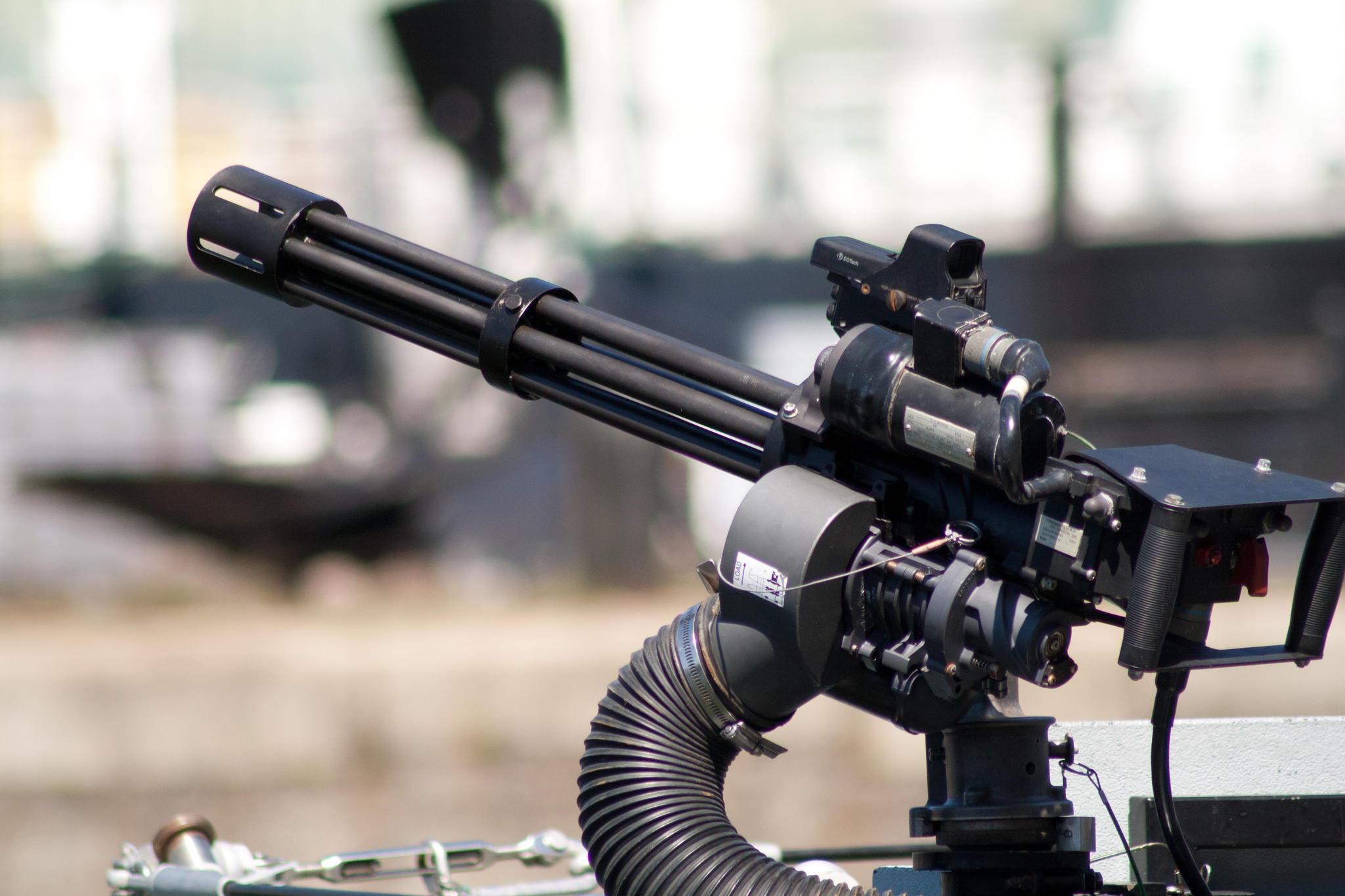 M134 Minigun HD Wallpaper | Background Image | 2048x1365 | ID:633411 - Wallpaper Abyss