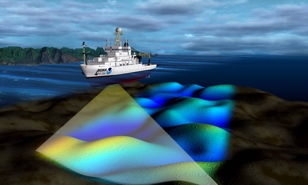 Collecting Multibeam Sonar Data | Multibeam sonar systems em\u2026 | Flickr