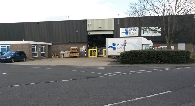 Plumbing warehouse on Fareham Industrial... \u00a9 David Martin :: Geograph ...